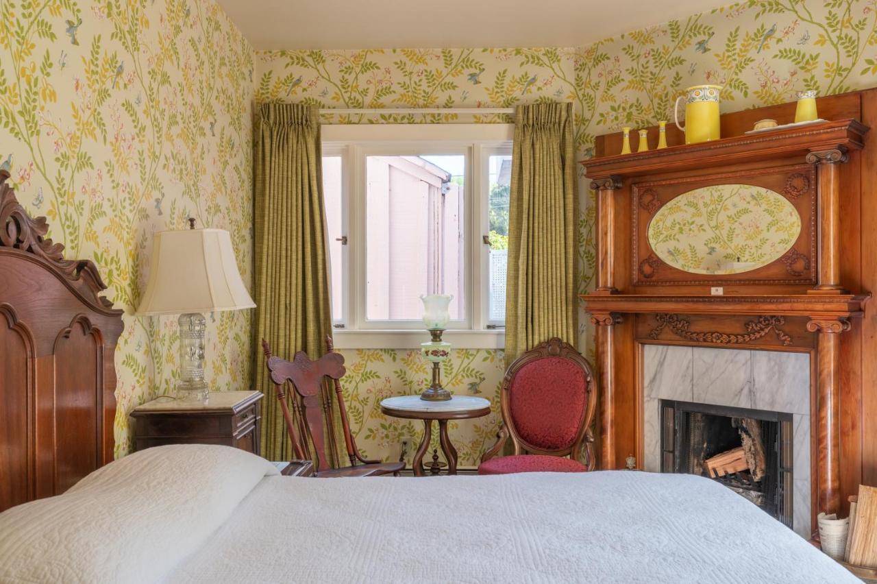 Martine Inn Пасифик Гроув Екстериор снимка