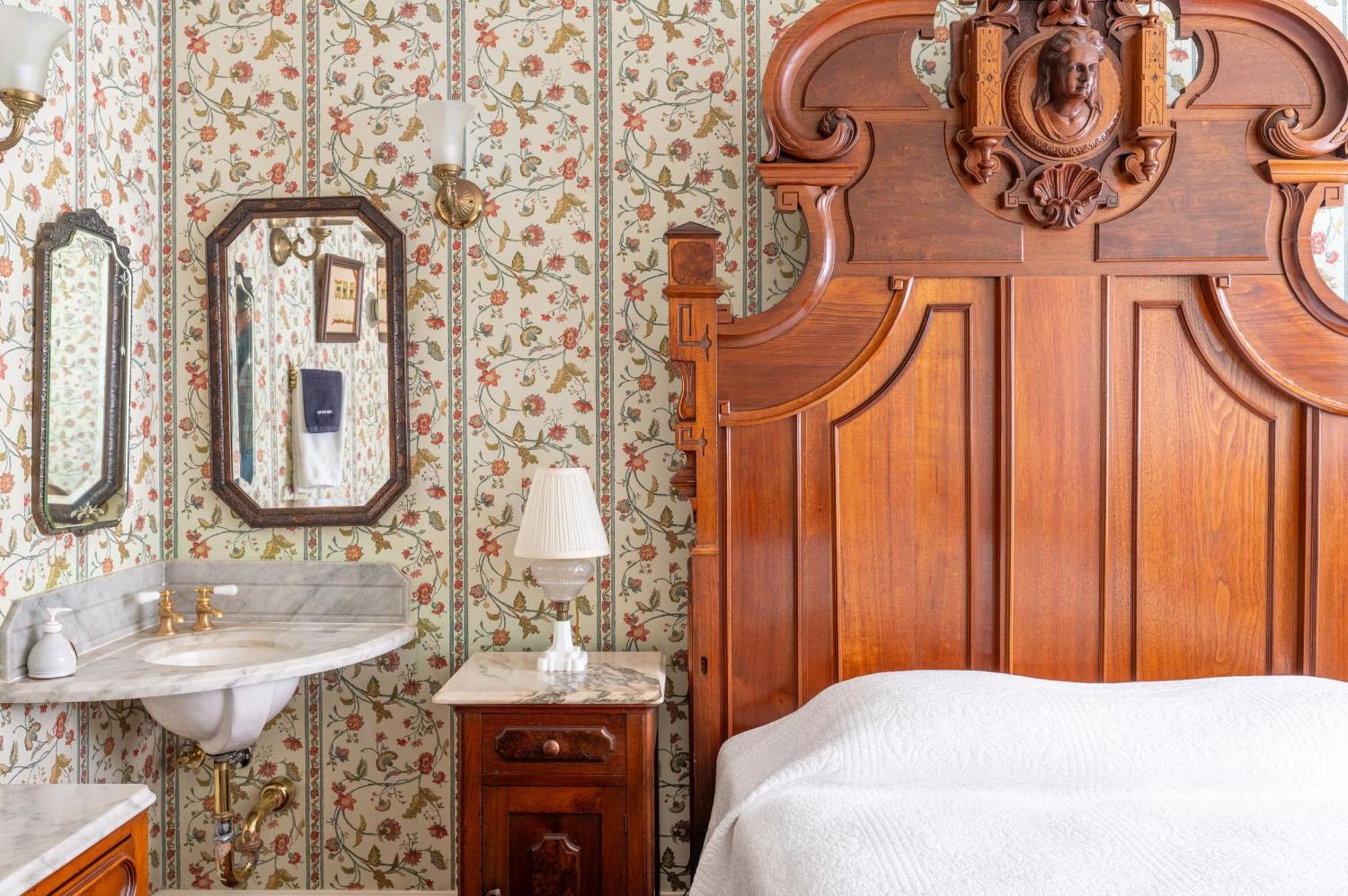 Martine Inn Пасифик Гроув Екстериор снимка