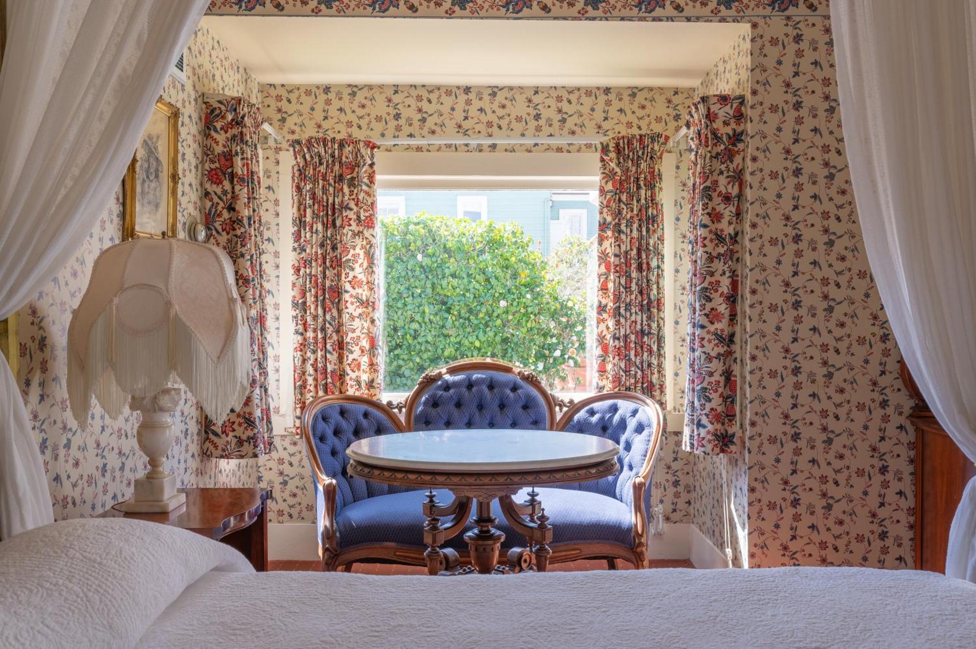 Martine Inn Пасифик Гроув Екстериор снимка