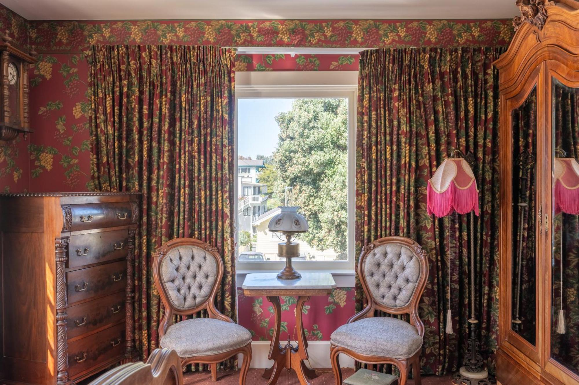 Martine Inn Пасифик Гроув Екстериор снимка