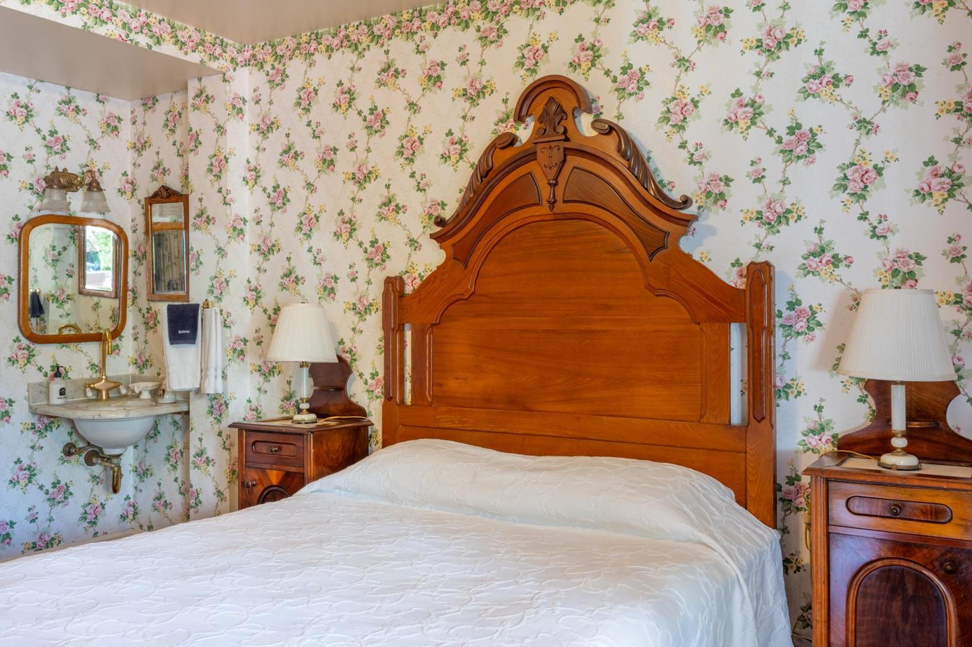 Martine Inn Пасифик Гроув Екстериор снимка