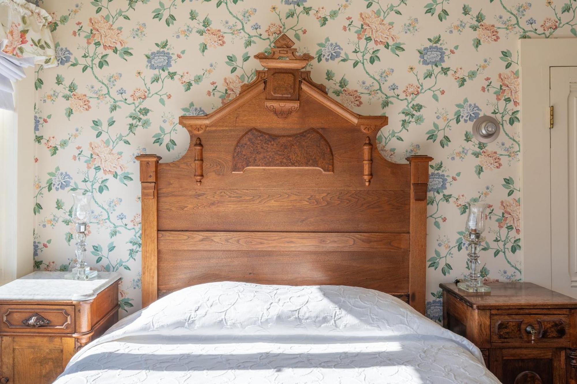 Martine Inn Пасифик Гроув Екстериор снимка